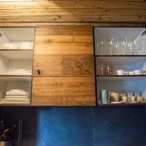 https://moderne-altbauwohnung-liebevoll-eingerichtet-im-herzen.hotelsbaselswitzerland.com