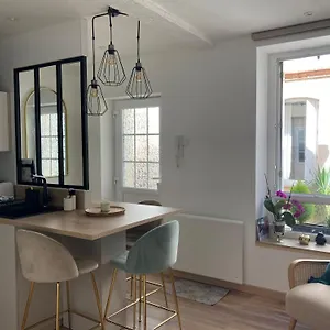  Appartement Le Saint Cyp - - Entier Cosy Et Au Calme, Proche Du Metro